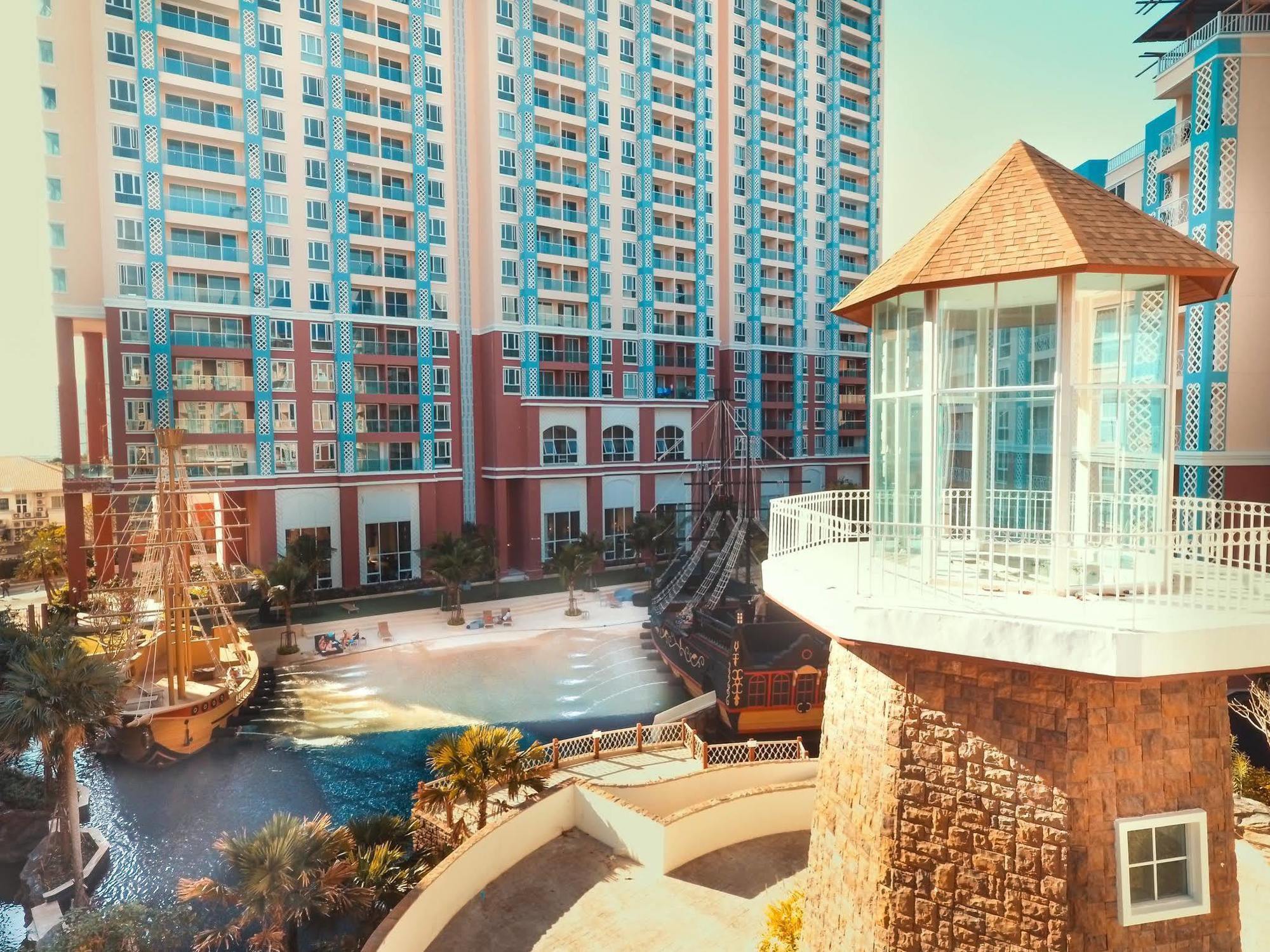 Hotel Grande Caribbean Pattaya Exterior foto